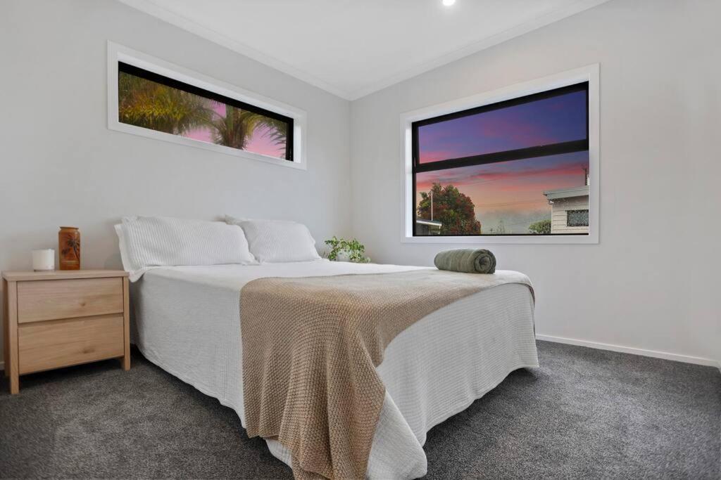 Another On Leo Waihi Buitenkant foto
